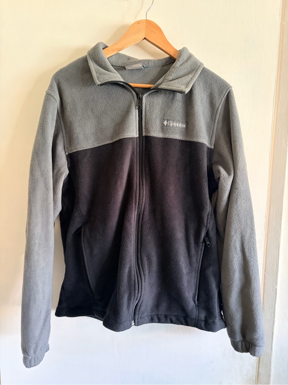 Columbia Kids Two-Tone Gray & Black Full-Zip Fleece Jacket
